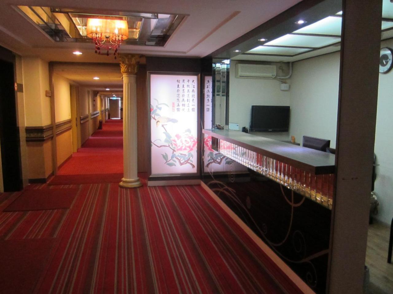 Da Chien Hotel Kaohsiung Luaran gambar