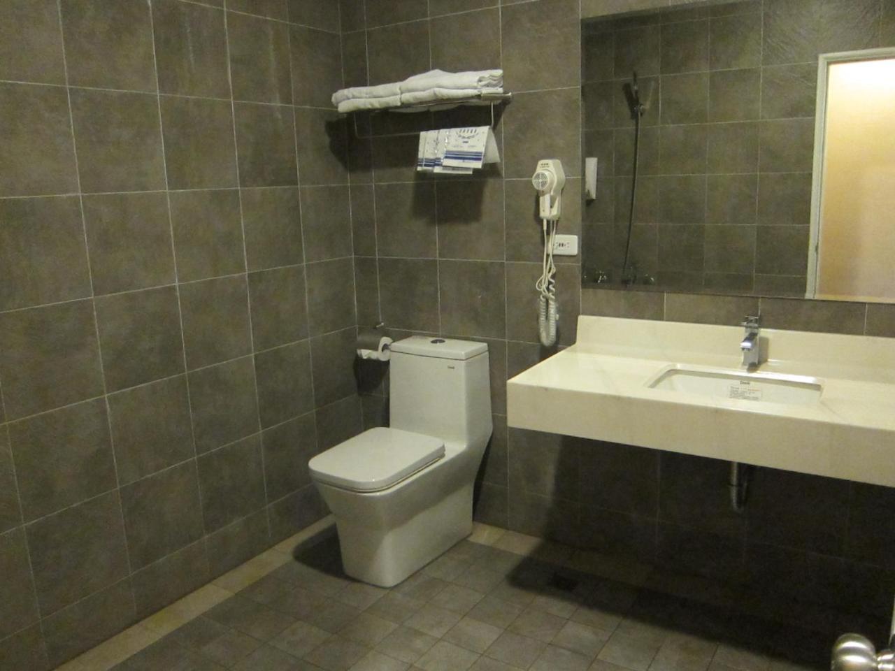 Da Chien Hotel Kaohsiung Luaran gambar