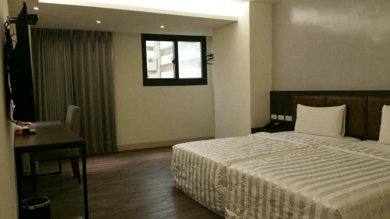 Da Chien Hotel Kaohsiung Luaran gambar